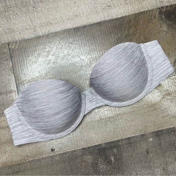 Victoria’s Secret Multi-way Multiposition Bra size 32B - Picture 13 of 13